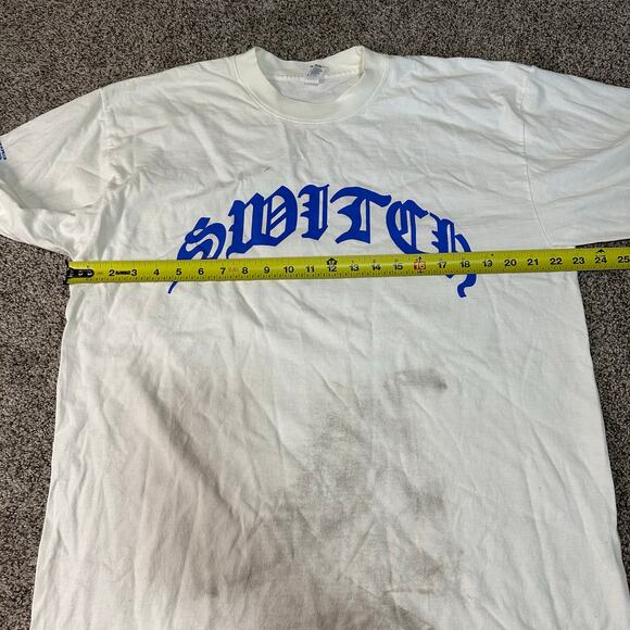 LIFE.CHURCH Women's Switch Jesus Is King Long Sleeve Tee Size L In White - Picture 7 of 10